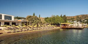 Daphnis Hotel