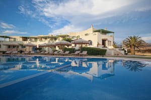 Finikas Hotel