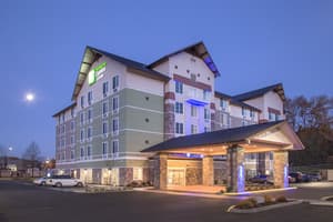 Holiday Inn Express & Suites Seattle South - Tukwila