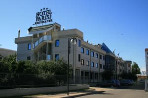 Hotel Parisi