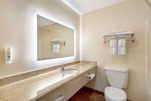 Quality Inn Valley - West Point