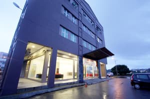 Place2Stay Business Hotel - Waterfront