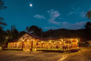 Hotel De Montana Suria