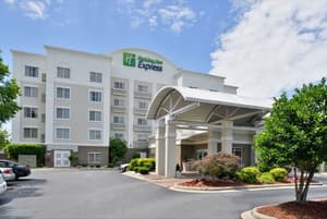 Holiday Inn Express And Suites Mooresville Lake No