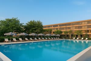 Solomons Inn Resort & Marina