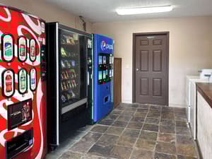 Super 8 By Wyndham Atlanta/Jonesboro Road