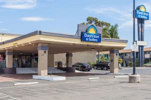 Days Inn by Wyndham San Diego-East/El Cajon