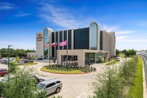 Crowne Plaza Suites Arlington by IHG