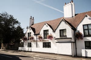 Red Lion Hotel, Hillingdon