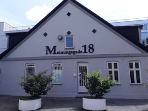 Hotel M18