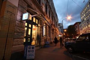 Nomads Capital Backpackers Wellington- Adults only