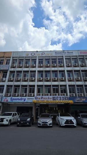 One Point Inn King Centre