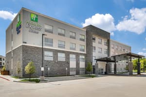Holiday Inn Express And Suites Denton South by IHG