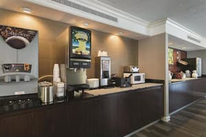 Quality Inn & Suites North Charleston - Ashley Phosphate