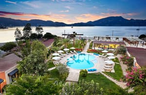 Fi Light Solto Boutique Beach Hotel