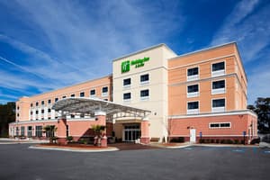 Holiday Inn Hotel & Suites Beaufort At Highway 21