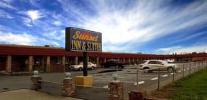 Sunset Inn and Suites