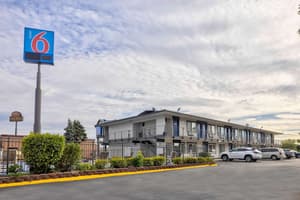 Motel 6 Oshkosh, WI