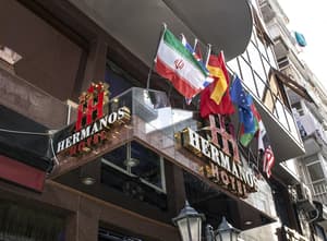 Hermanos Hotel