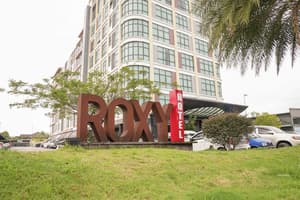Roxy Hotel and Apartments