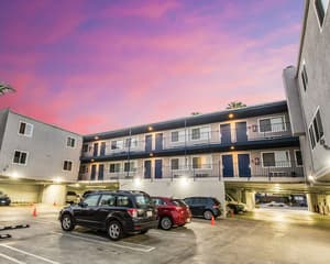 Travelodge by Wyndham Culver City