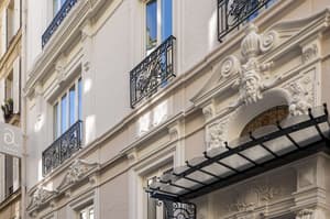 Paris J