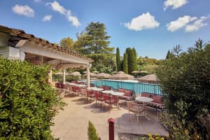 De Mougins