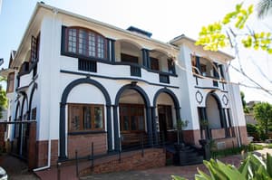 The Saint James on Venice Luxury Guest House