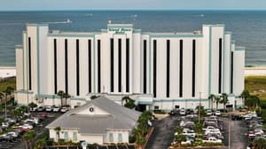 Island House Hotel Orange Beach - a DoubleTree by Hilton