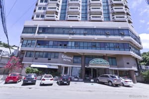 Richmond Plaza Hotel