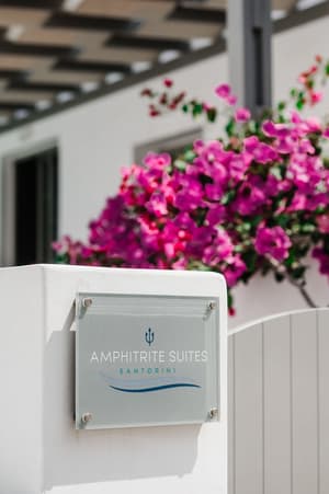Amphitrite Suites Santorini