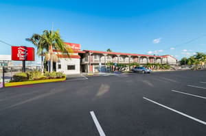 Red Roof Inn Bellflower