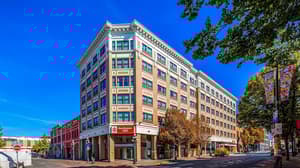 Best Western Plus Carlton Plaza Hotel