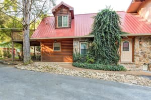 Quality Inn Creekside - Downtown Gatlinburg