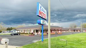 Catalina Airport Motel