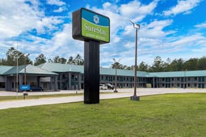 Legacy Inn & Suites