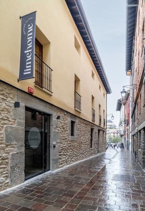Limehome Vitoria Palacio Alava-Velasco