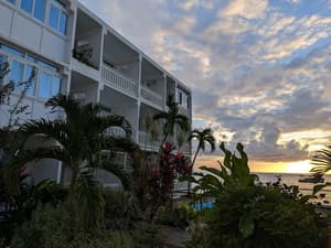 O.E. Management Anchorage Hotel