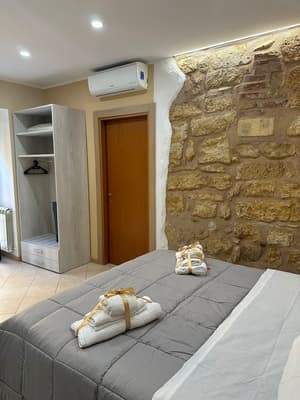 Kalgheros Luxury Rooms
