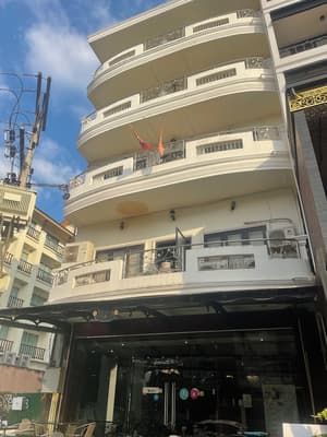 Lucky City Hotel