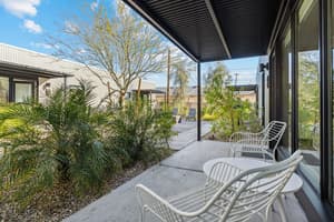 4Square Complex