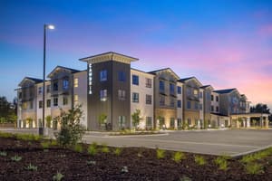 Cambria Hotel Templeton - Paso Robles