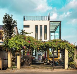 Be Youth Villa