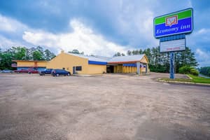 Economy Inn By OYO Livingston TX Hwy 59