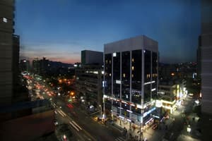 KSTAR Metro Hotel