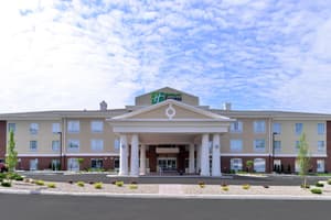 Holiday Inn Express & Suites Ironton by IHG
