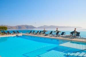 Hotel More