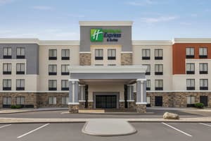Holiday Inn Exp & Sts Indianapolis W- Airport Area