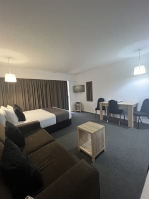 Green Gables Motel