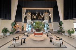Grand Luxor Hotel